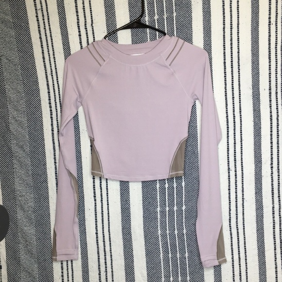 Athleta Ultimate Ignite Three Piece Set - Picture 8 of 10